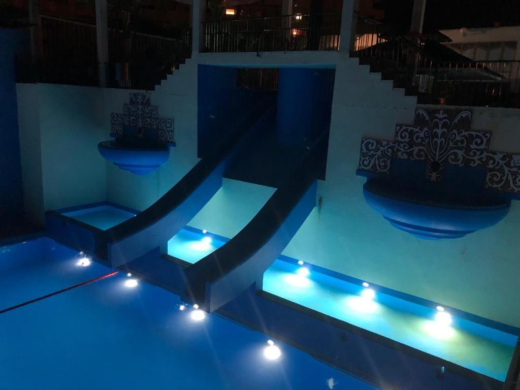 Estudio Benalbeach Primera Linea De Playa بينالماذينا المظهر الخارجي الصورة