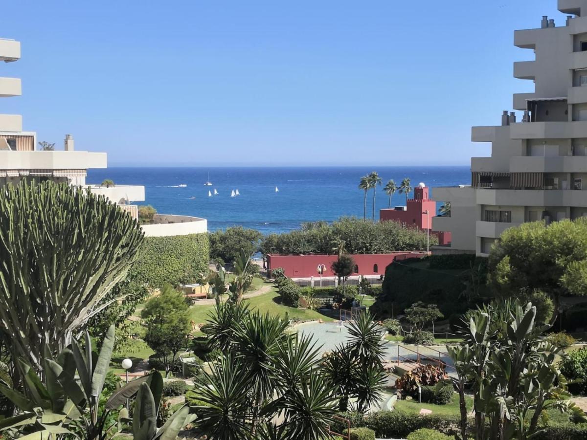 Estudio Benalbeach Primera Linea De Playa بينالماذينا المظهر الخارجي الصورة
