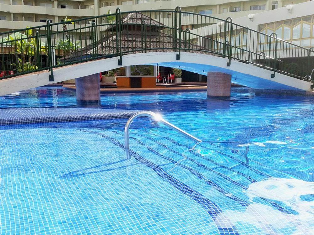 Estudio Benalbeach Primera Linea De Playa بينالماذينا المظهر الخارجي الصورة