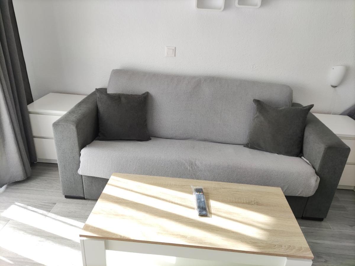 Estudio Benalbeach Primera Linea De Playa بينالماذينا المظهر الخارجي الصورة