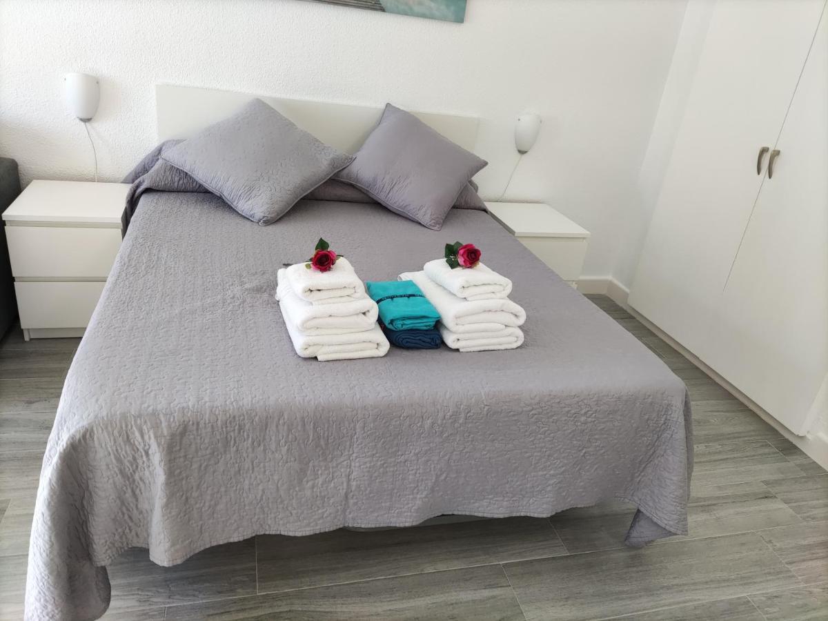 Estudio Benalbeach Primera Linea De Playa بينالماذينا المظهر الخارجي الصورة
