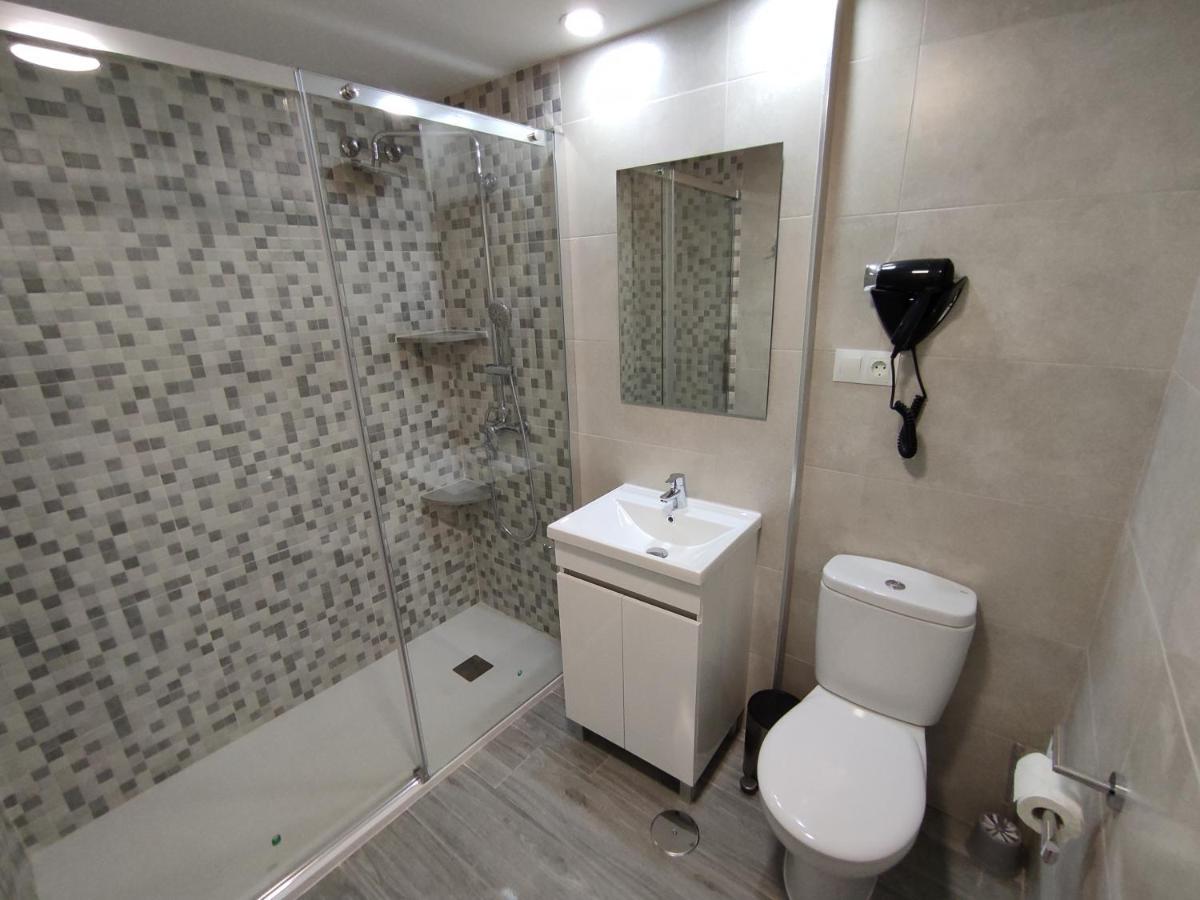 Estudio Benalbeach Primera Linea De Playa بينالماذينا المظهر الخارجي الصورة