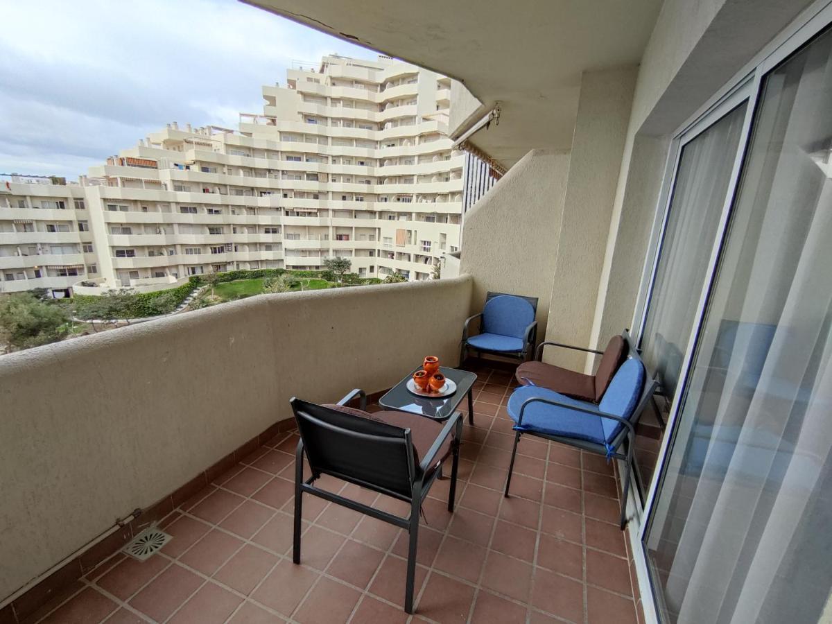Estudio Benalbeach Primera Linea De Playa بينالماذينا المظهر الخارجي الصورة