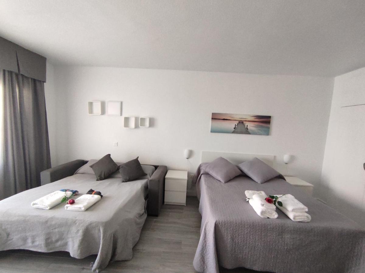 Estudio Benalbeach Primera Linea De Playa بينالماذينا المظهر الخارجي الصورة